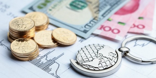 فيكتوريا ونيفرزيتي بكالوريوس في إدارة الأعمال (التسويق / التجارة الدولية)