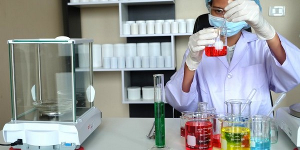 دكتوراه في الهندسة الكيميائية (طلاء السطح) (عن طريق البحث)