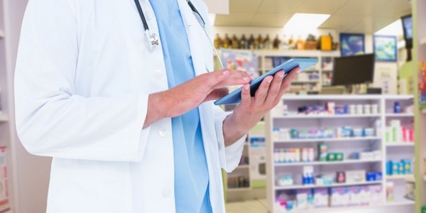 دكتوراه متخصصة في الصيدلة (عن طريق البحث)