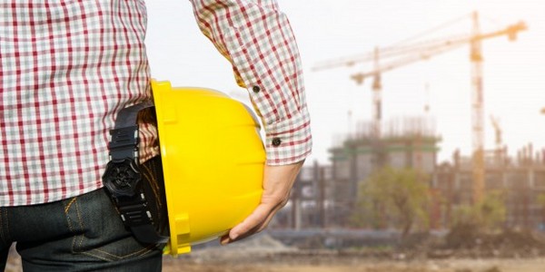 بكالوريوس في السلامة والصحة المهنيتين (مع مرتبة الشرف)