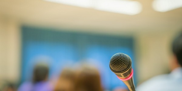 دكتوراه في الفلسفة (الدراسات الخطاب) - عن طريق البحث