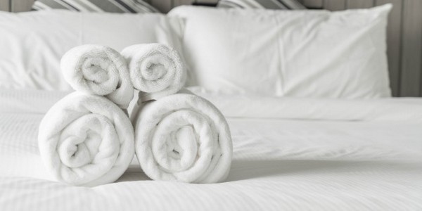 دكتوراه الفلسفة في الضيافة عن طريق البحث