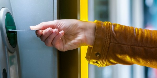 بكالوريوس في الخدمات المصرفية والمالية الإسلامية مع مرتبة الشرف