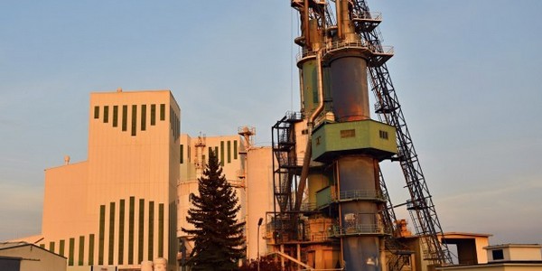 بكالوريوس في الهندسة (مع مرتبة الشرف) في هندسة البترول