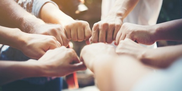 دكتوراه في الفلسفة دكتوراه متخصصة في العمل الاجتماعي مع الجماعات عن طريق البحث