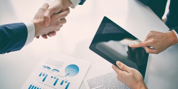 ماجستير العلوم المقرر عن طريق المواد الدراسية وأطروحة