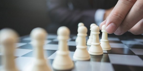 ماجستير الدراسات الاستراتيجية عن طريق المواد الدراسية