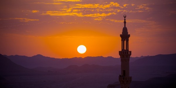 بكالوريوس في الشريعة (العلوم السياسية الإسلامية)