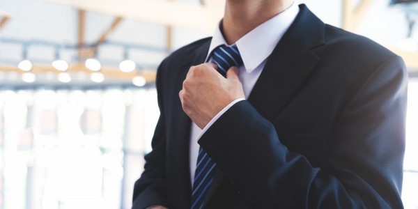 دكتوراه في الفلسفة - عن طريق البحث